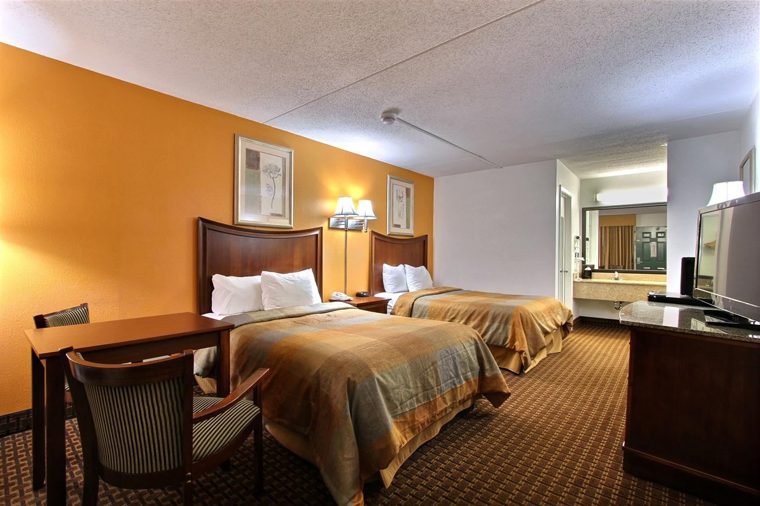 ホテル ベストウェスタン セントラル イン サバンナ 部屋 写真