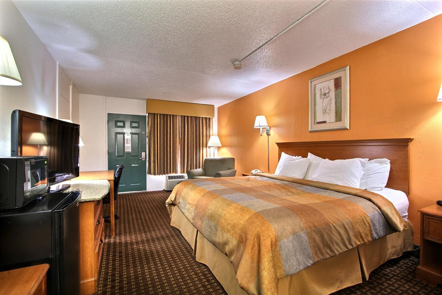 ホテル ベストウェスタン セントラル イン サバンナ 部屋 写真